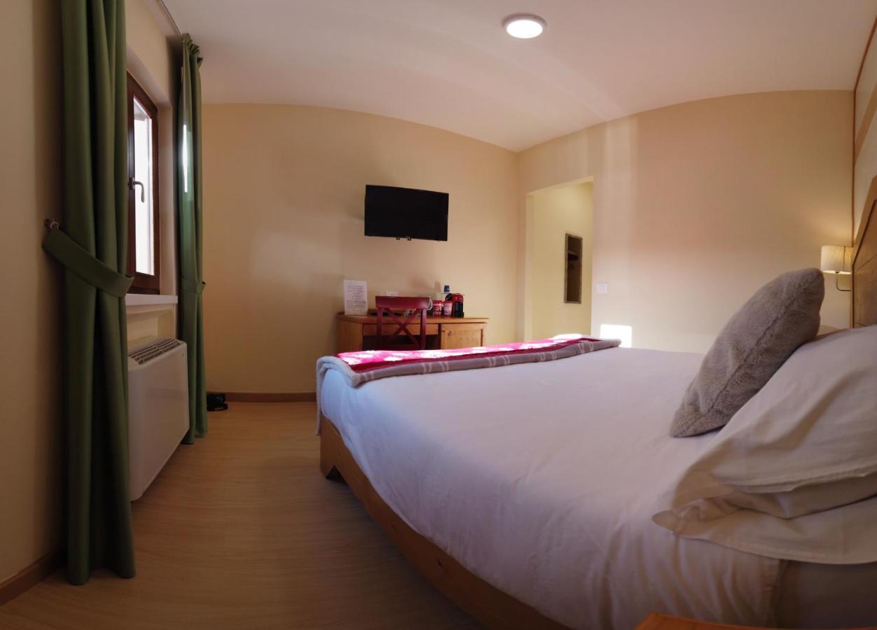 Abete Bianco - Albergo Del Natale Camigliatello Silano Ngoại thất bức ảnh