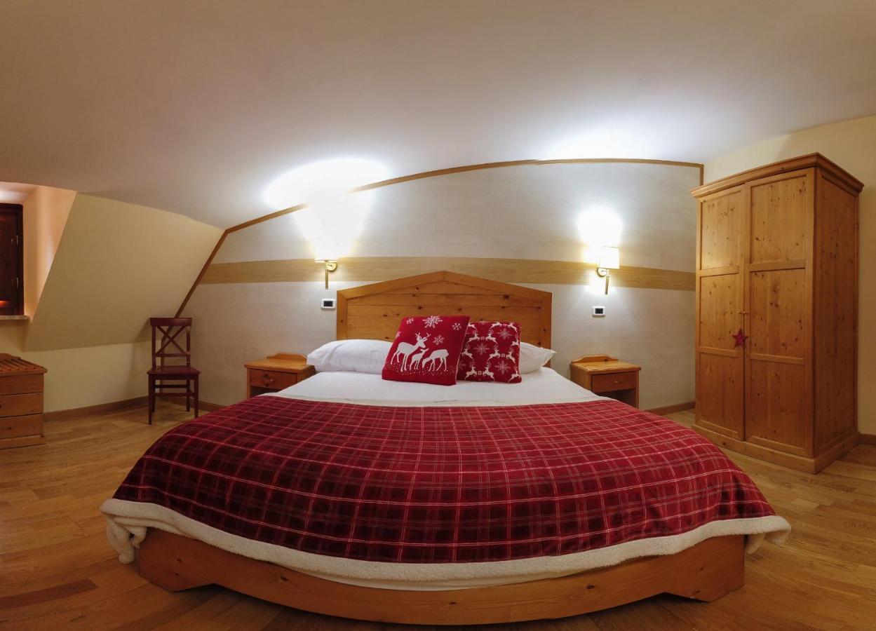 Abete Bianco - Albergo Del Natale Camigliatello Silano Ngoại thất bức ảnh