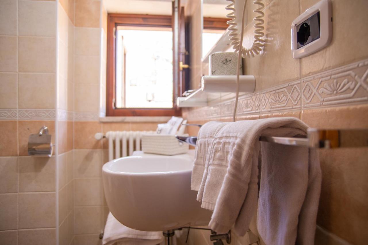 Abete Bianco - Albergo Del Natale Camigliatello Silano Ngoại thất bức ảnh