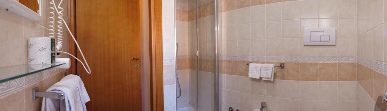 Abete Bianco - Albergo Del Natale Camigliatello Silano Ngoại thất bức ảnh